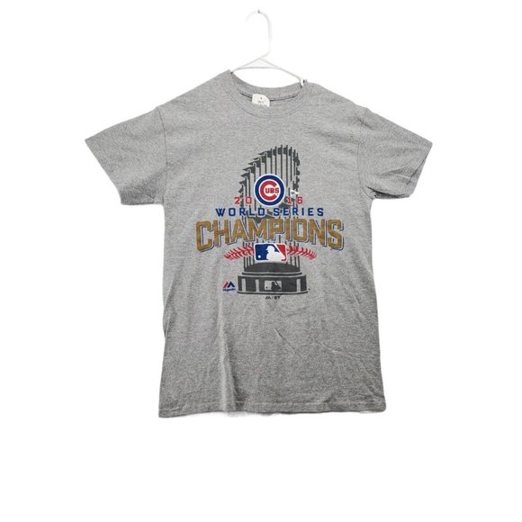 Majestic Chicago Cubs Men’s Shirt World Series Champions 2016 NWT Gray Small - Picture 1 of 7